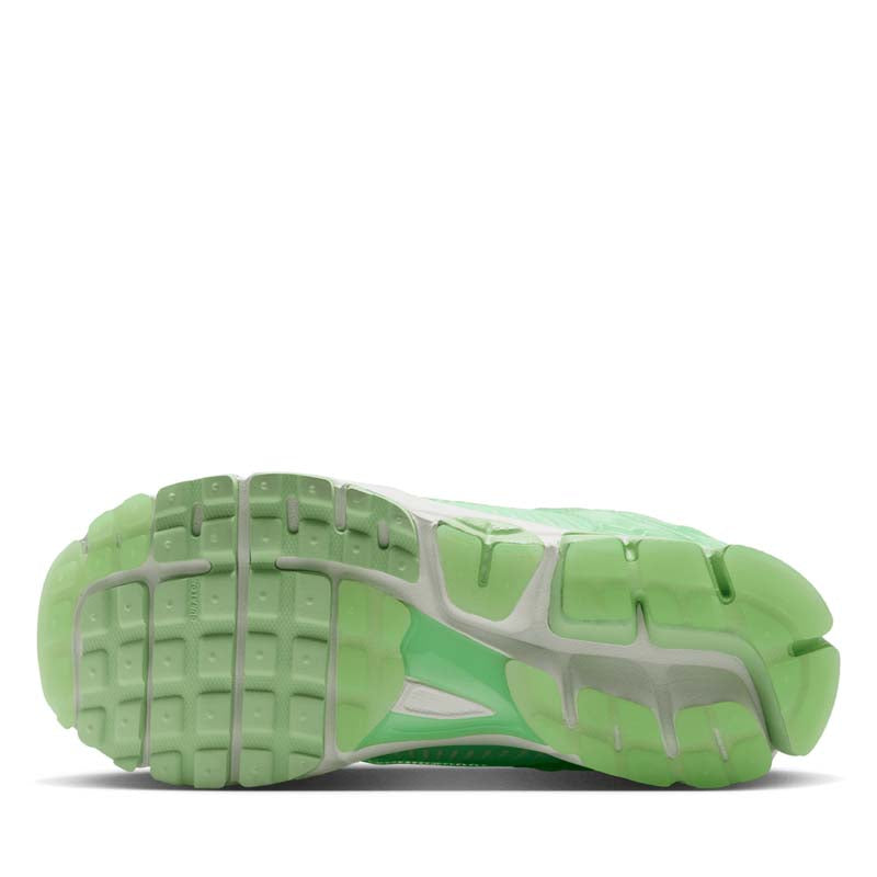 Women's Nike Zoom Vomero 5 - Sail/Cucumber Calm
