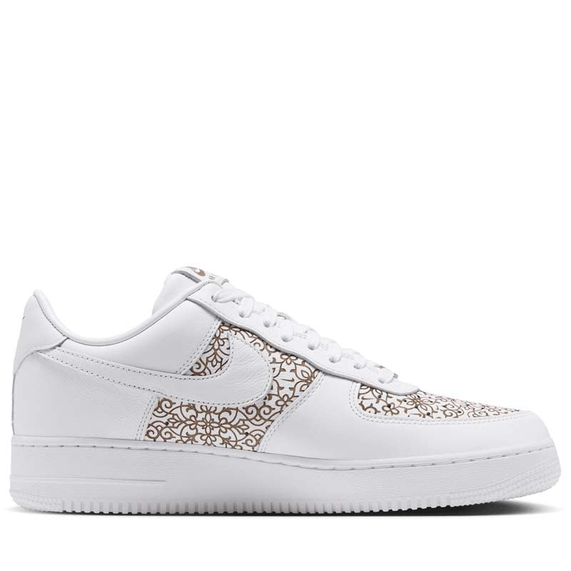 Nike Air Force 1 '07 LV8 'Family Reunion' - White/Light Orewood Brown