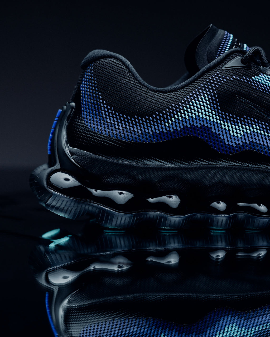 Nike Air Liquid Max - Black/Black
