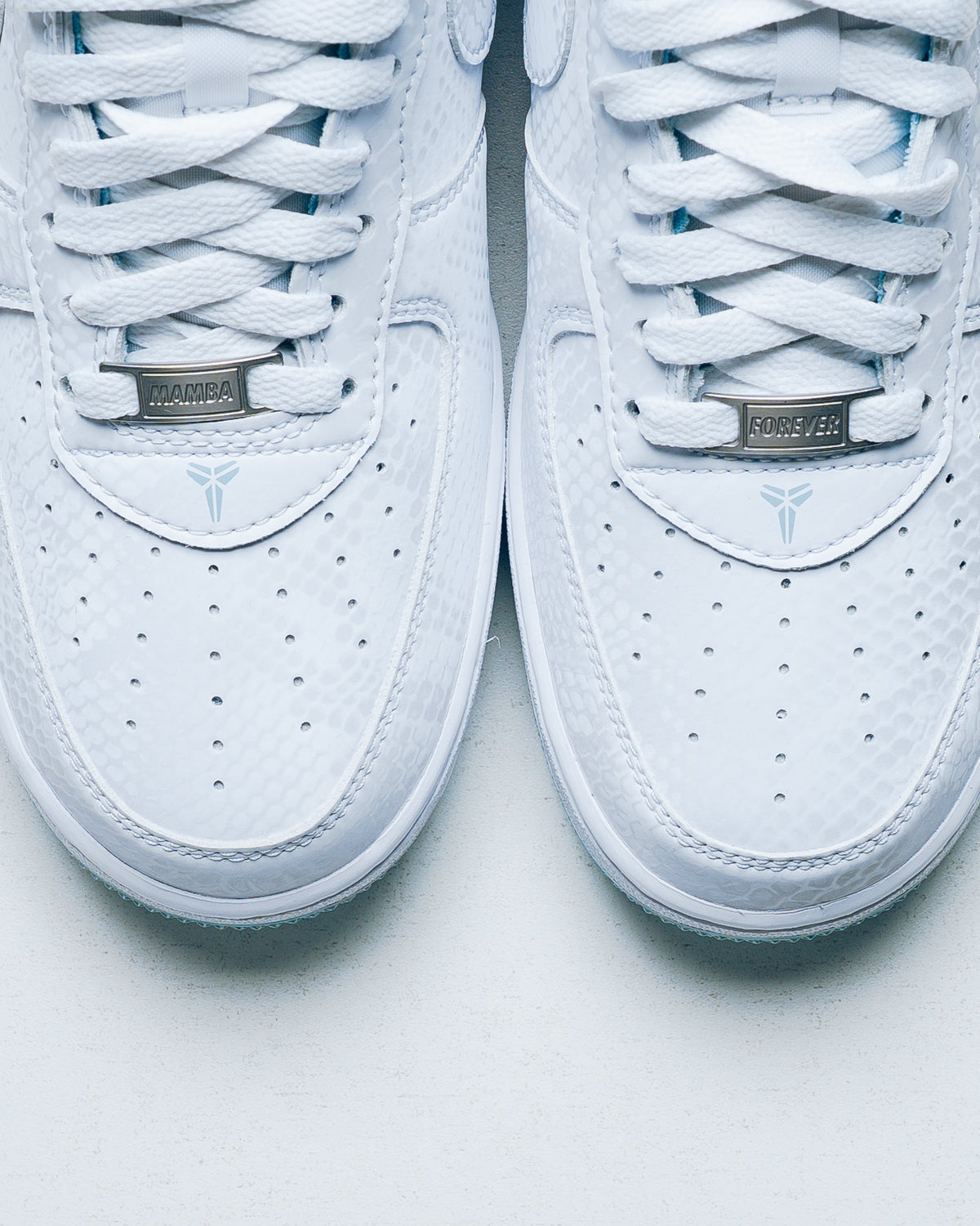 Kobe Bryant x Nike Air Force 1 Low - White/Armory Blue