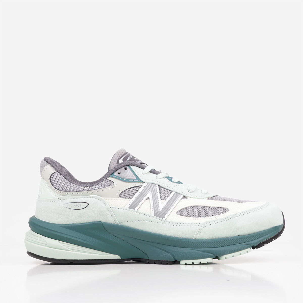 New Balance Made In USA 990v6 Shoes