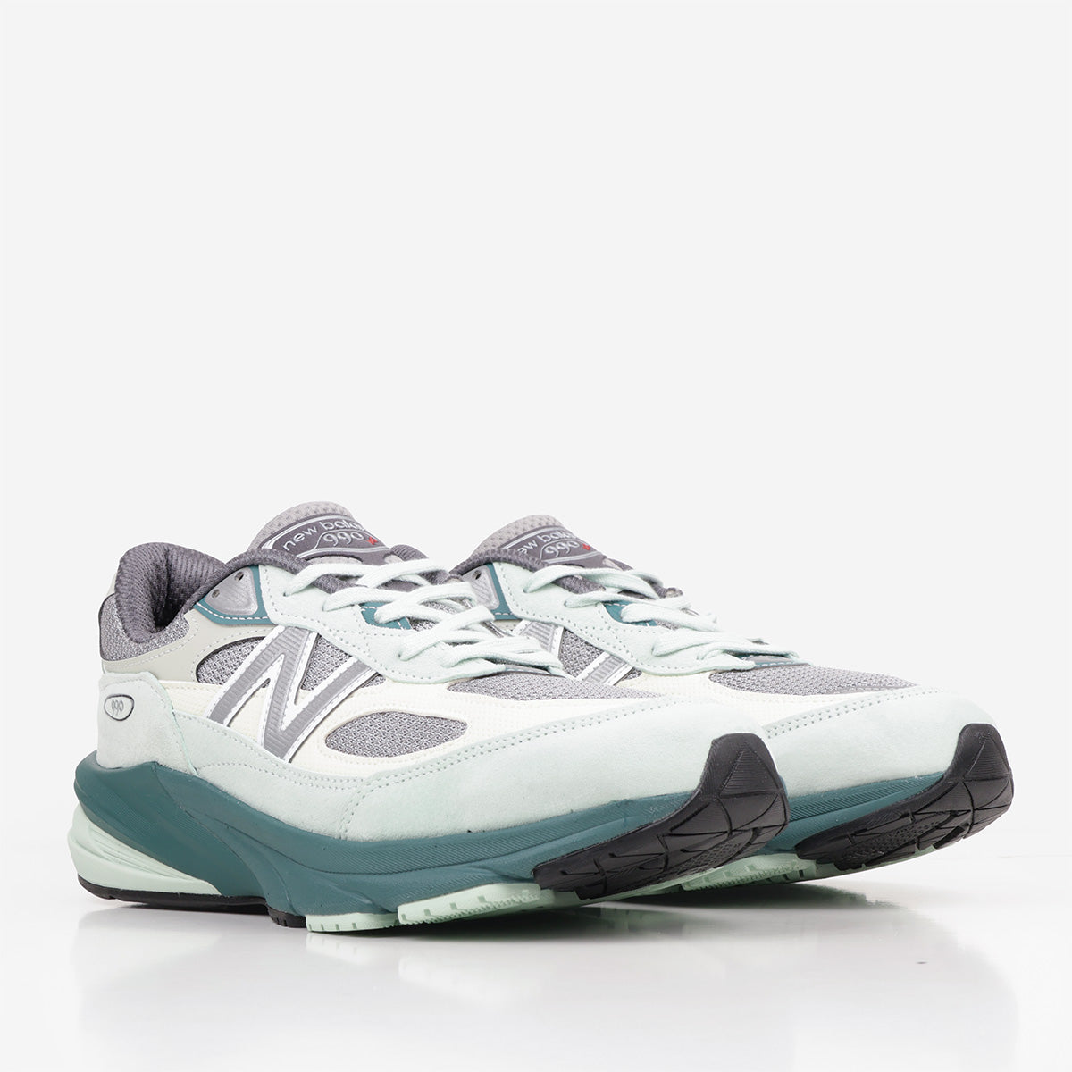 New Balance Made In USA 990v6 Shoes